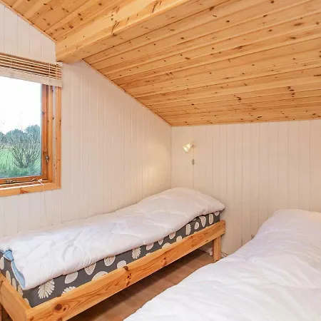 6 Person Holiday In S By